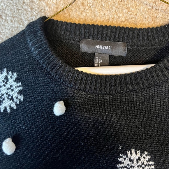 "Ugly" Christmas Sweater - Picture 3 of 4